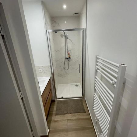 Chambre Etage Fonctionnelle Et Independante Saucats Kültér fotó