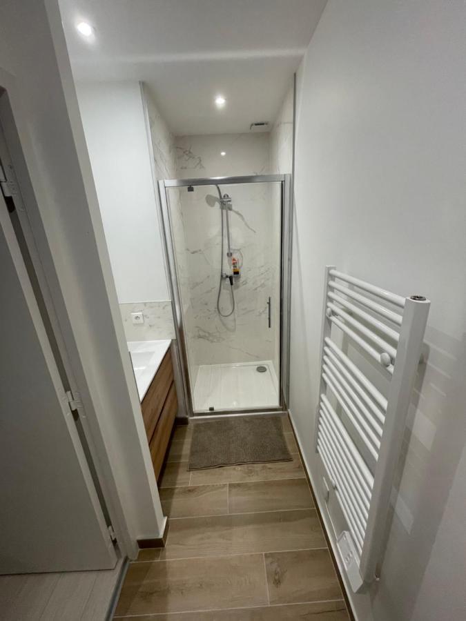 Chambre Etage Fonctionnelle Et Independante Saucats Kültér fotó
